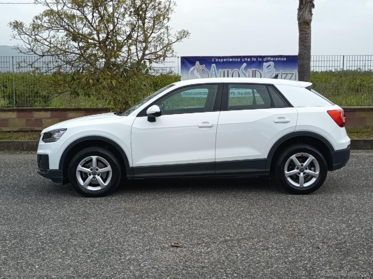 AUDI Q2 30 TDI S tronic Business