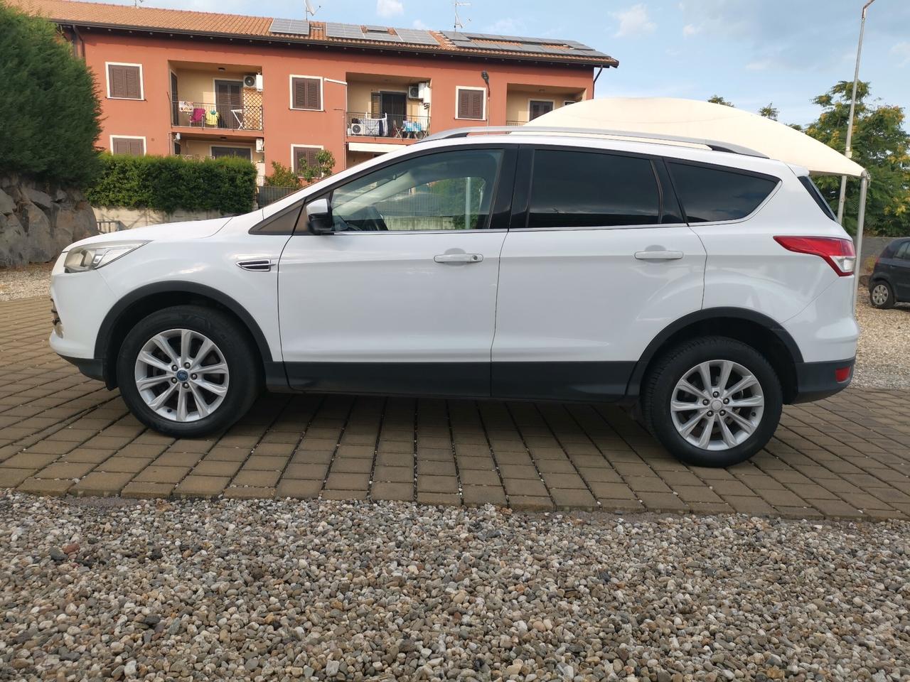 Ford Kuga 2.0 TDCI 150 CV S&S 2WD Titanium