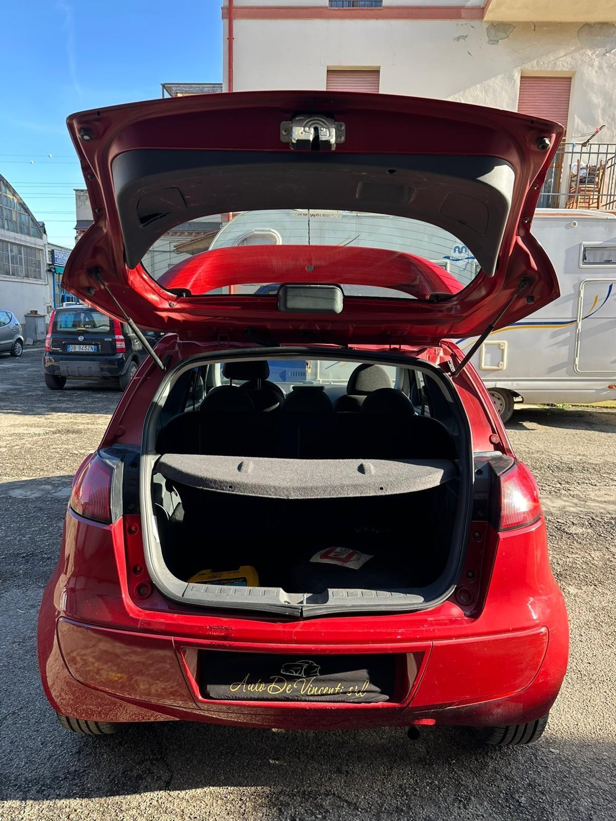 Mitsubishi Colt 1.1 12V 3p.GPL Special Action Model