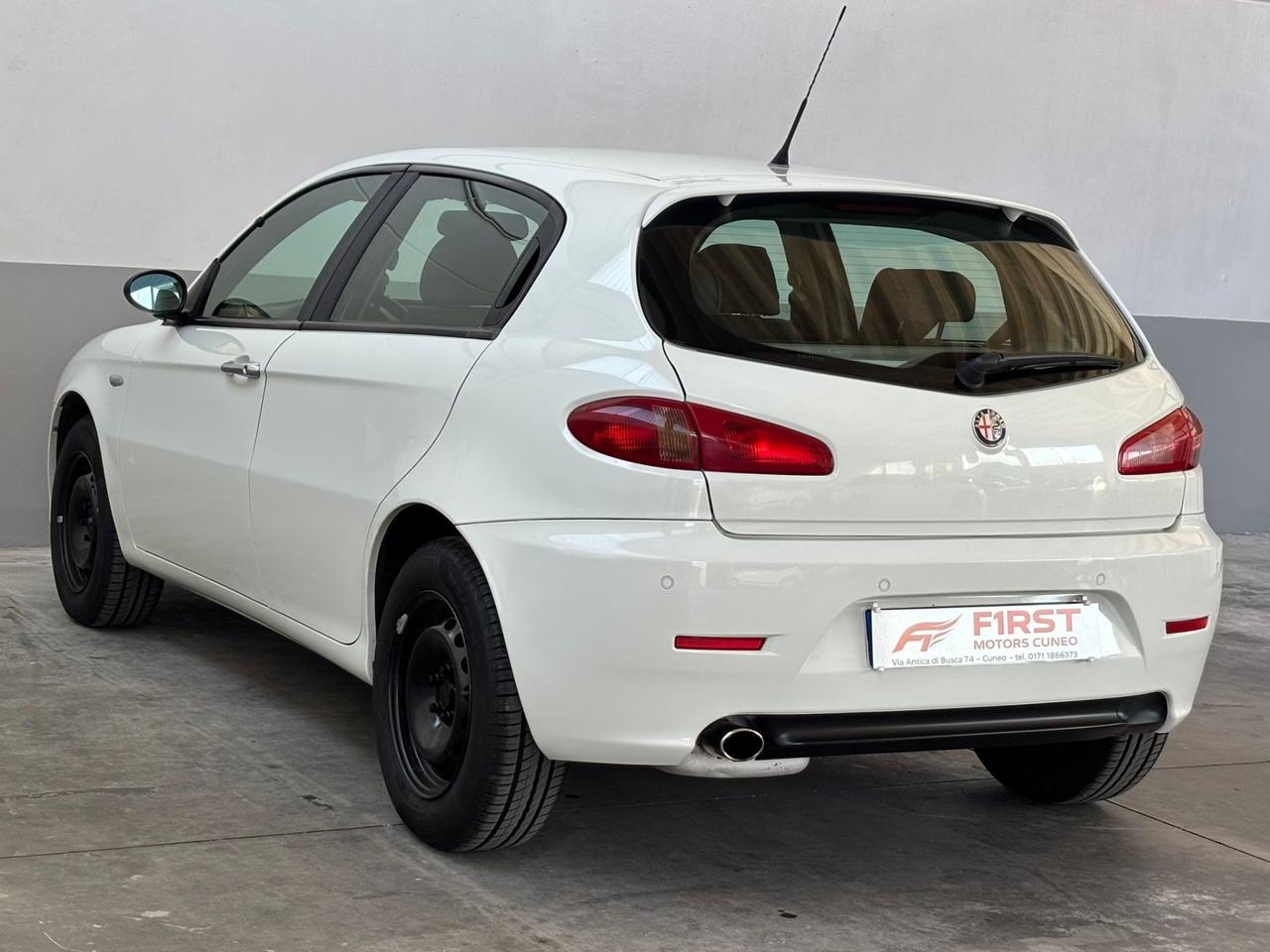 Alfa Romeo 147 1.6 16V TS 5 porte Distinctive