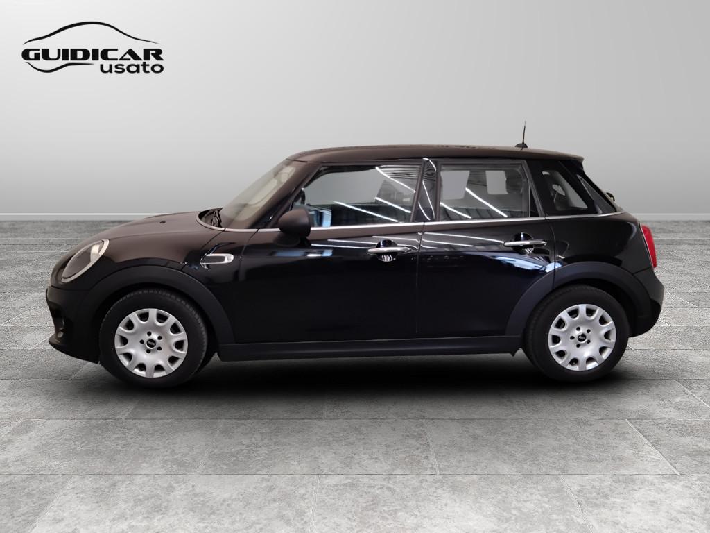 MINI Mini IV F55 2018 5p - Mini 5p 1.5 One Baker Street 75cv