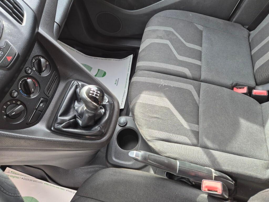 FORD TRANSIT CONNECT 1.5 TDCi 100cv 3POSTI