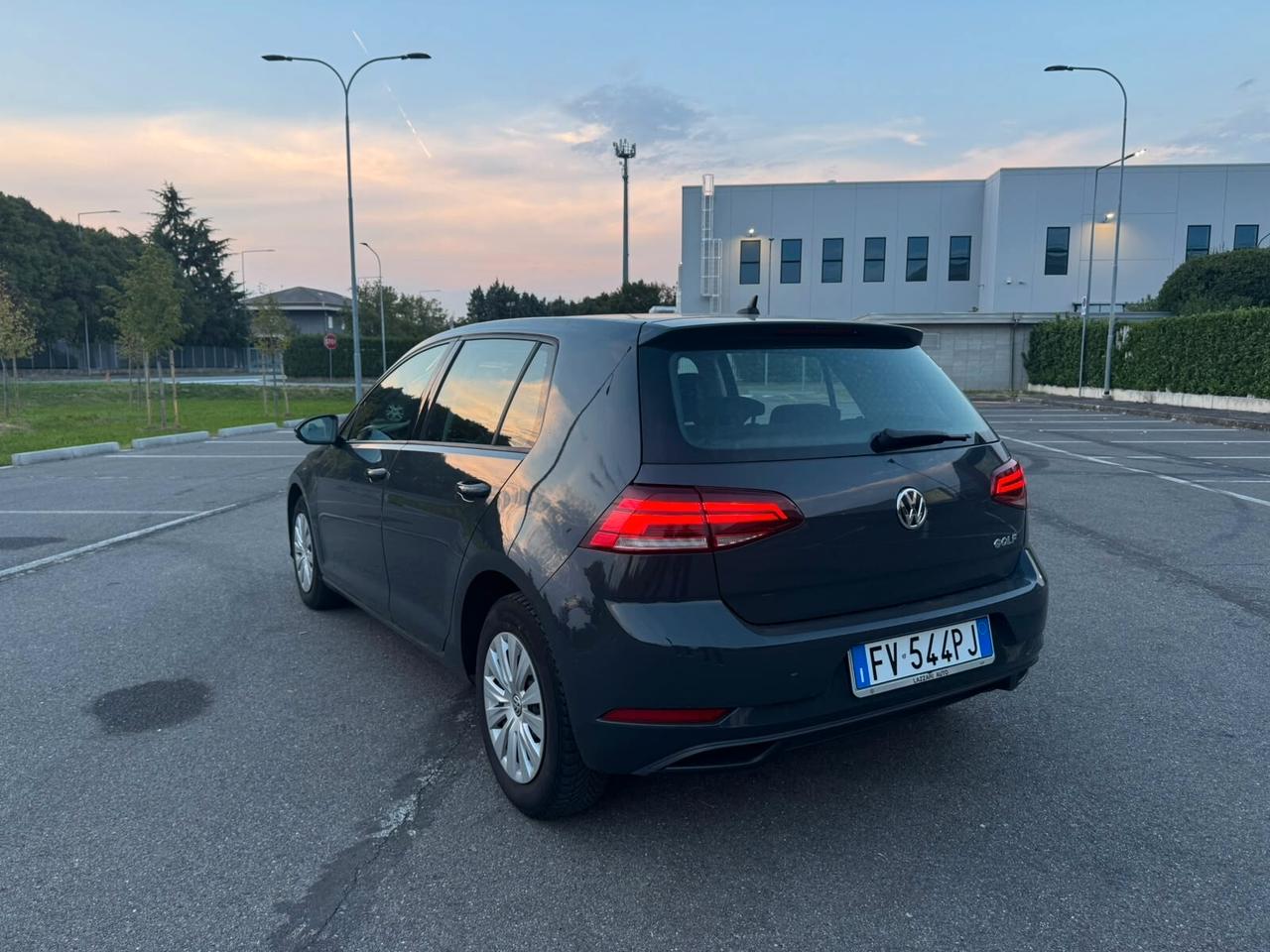Volkswagen Golf 1.0 TSI 85 CV 5p. Trendline BlueMotion Technology