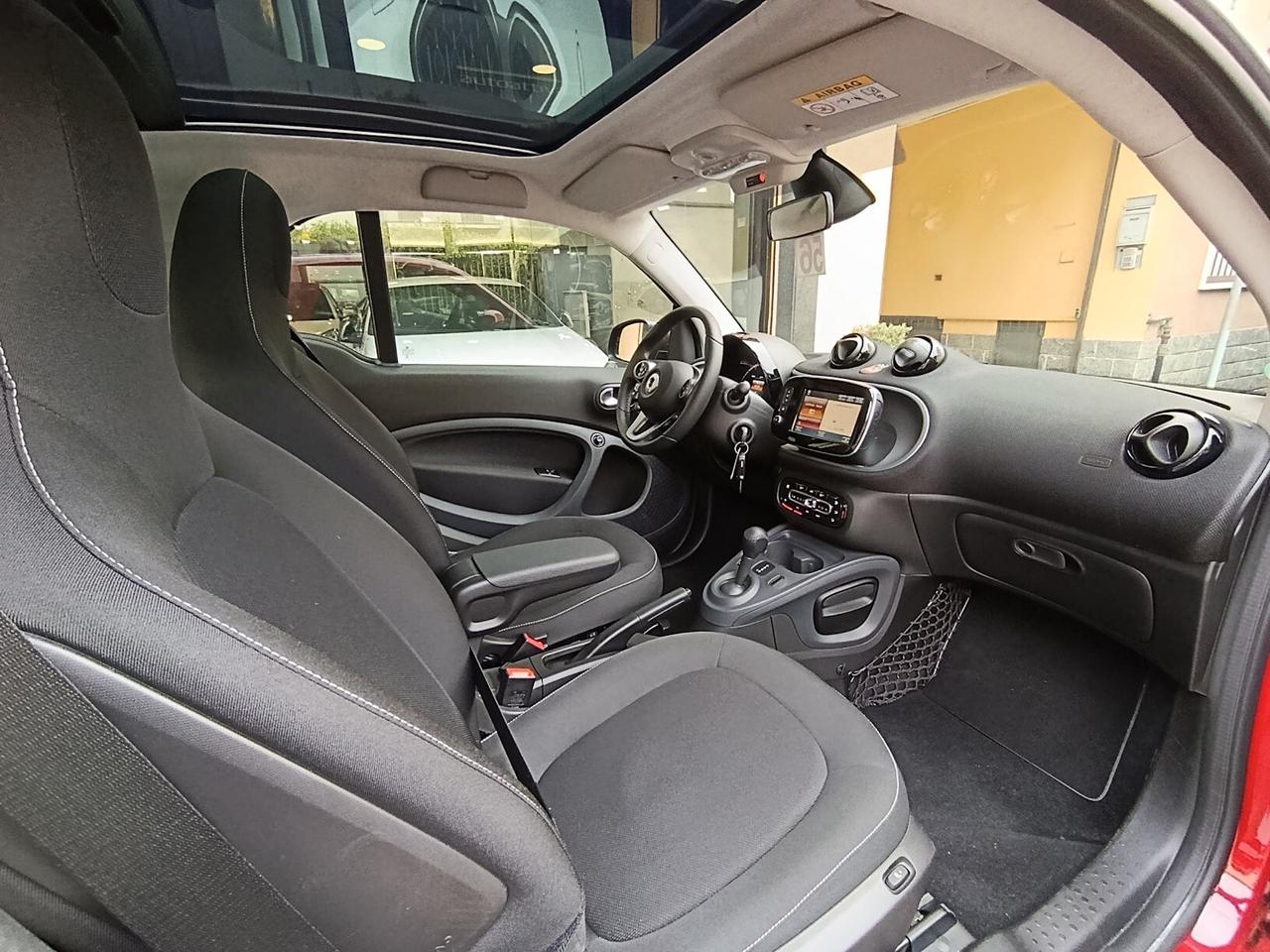 Smart ForTwo 70 1.0 twinamic Passion 2019 solo km 26.156
