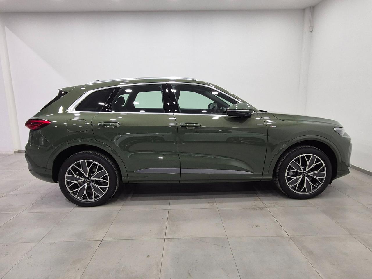 AUDI Q5 TDI 150 kW mHEV+ S tronic quattro S line N1