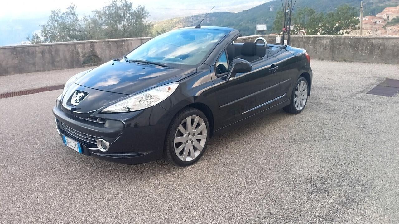 Peugeot 207 1.6 VTi 120CV CC aut. Féline