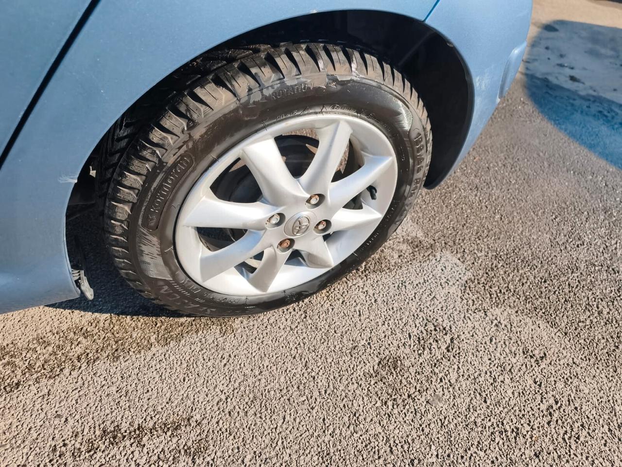 Toyota Aygo 1.0 12V VVT-i 5 porte Sol