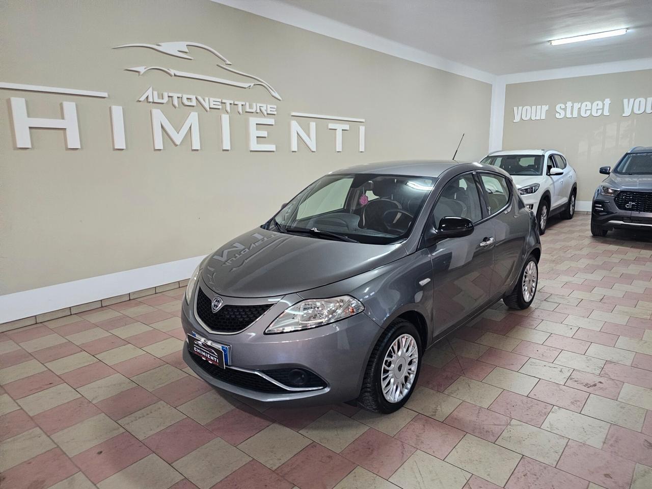 Lancia Ypsilon 1.2 69 CV 5 porte GPL Ecochic Gold