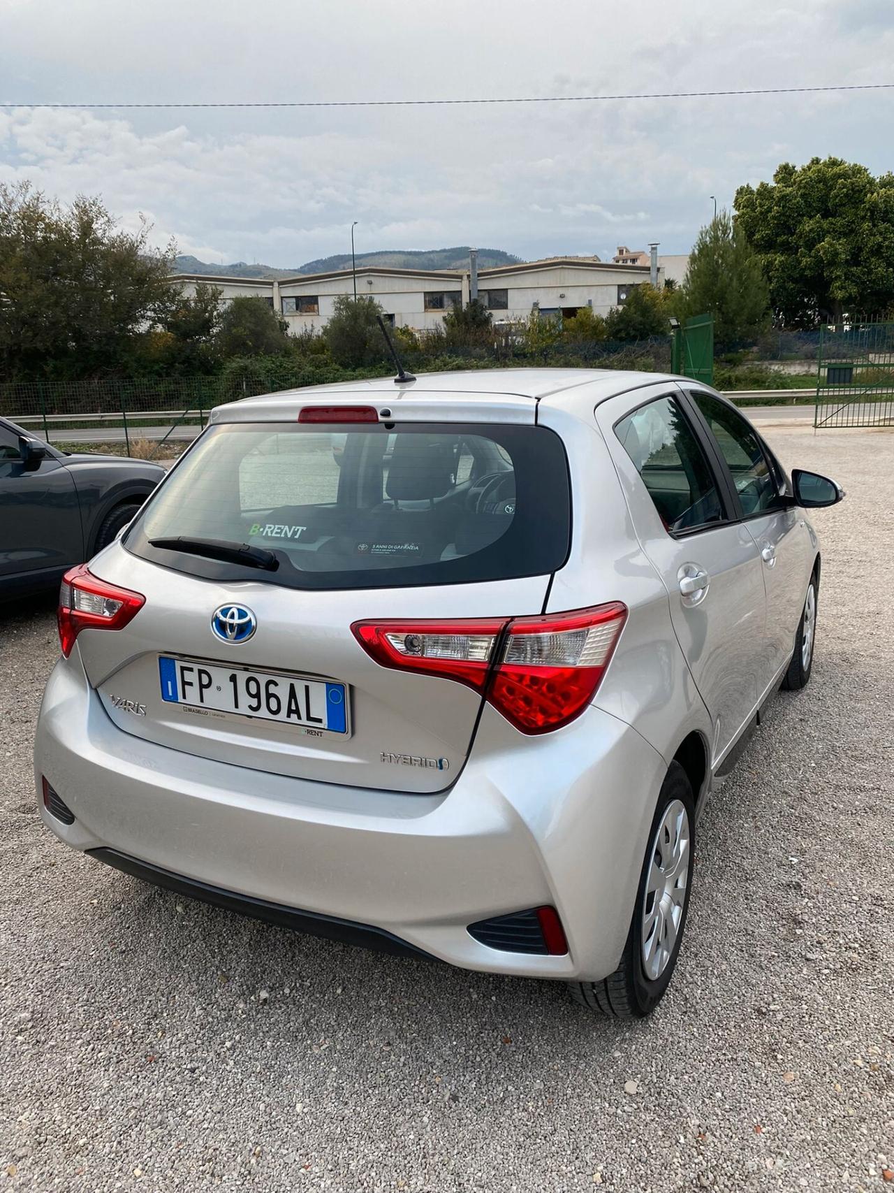 Toyota Yaris 1.5 Hybrid 5 porte Active