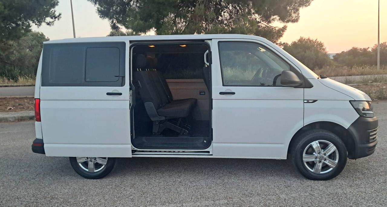 Volkswagen Caravelle 2.0 TDI – 9 posti (Iva Esposta)