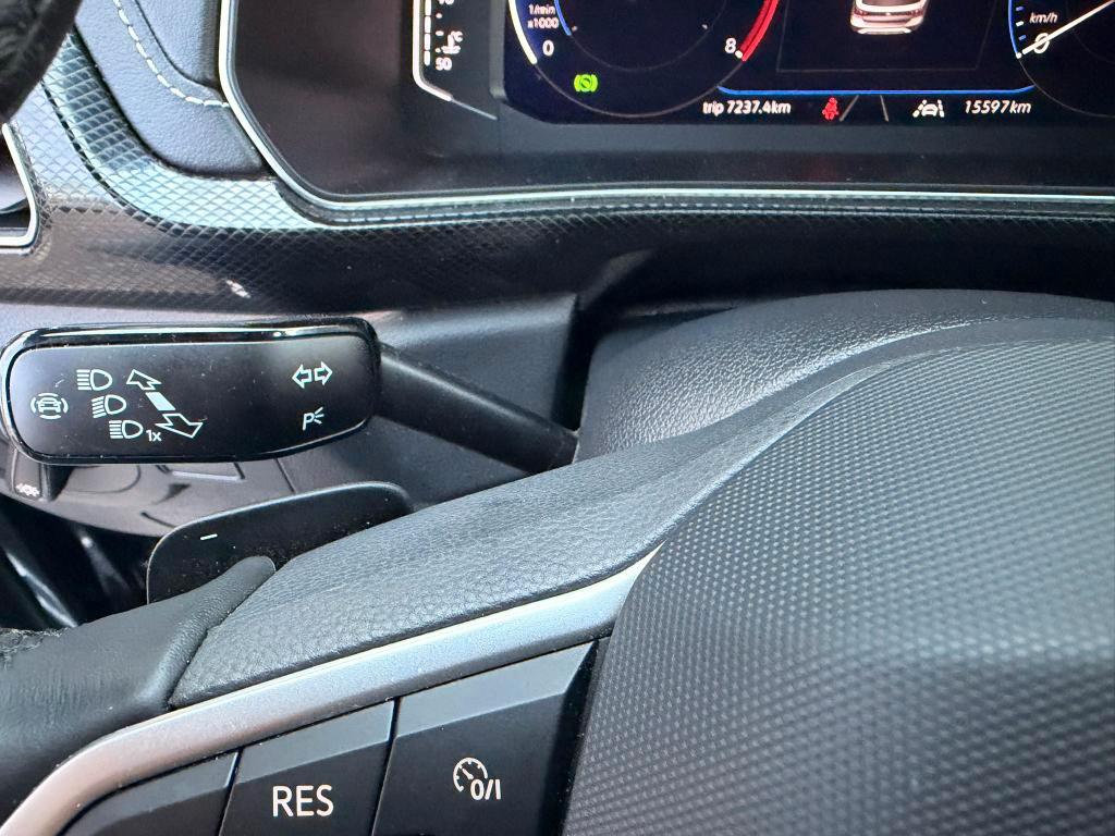 Volkswagen T-Cross 1.0 tsi R-Line 115cv