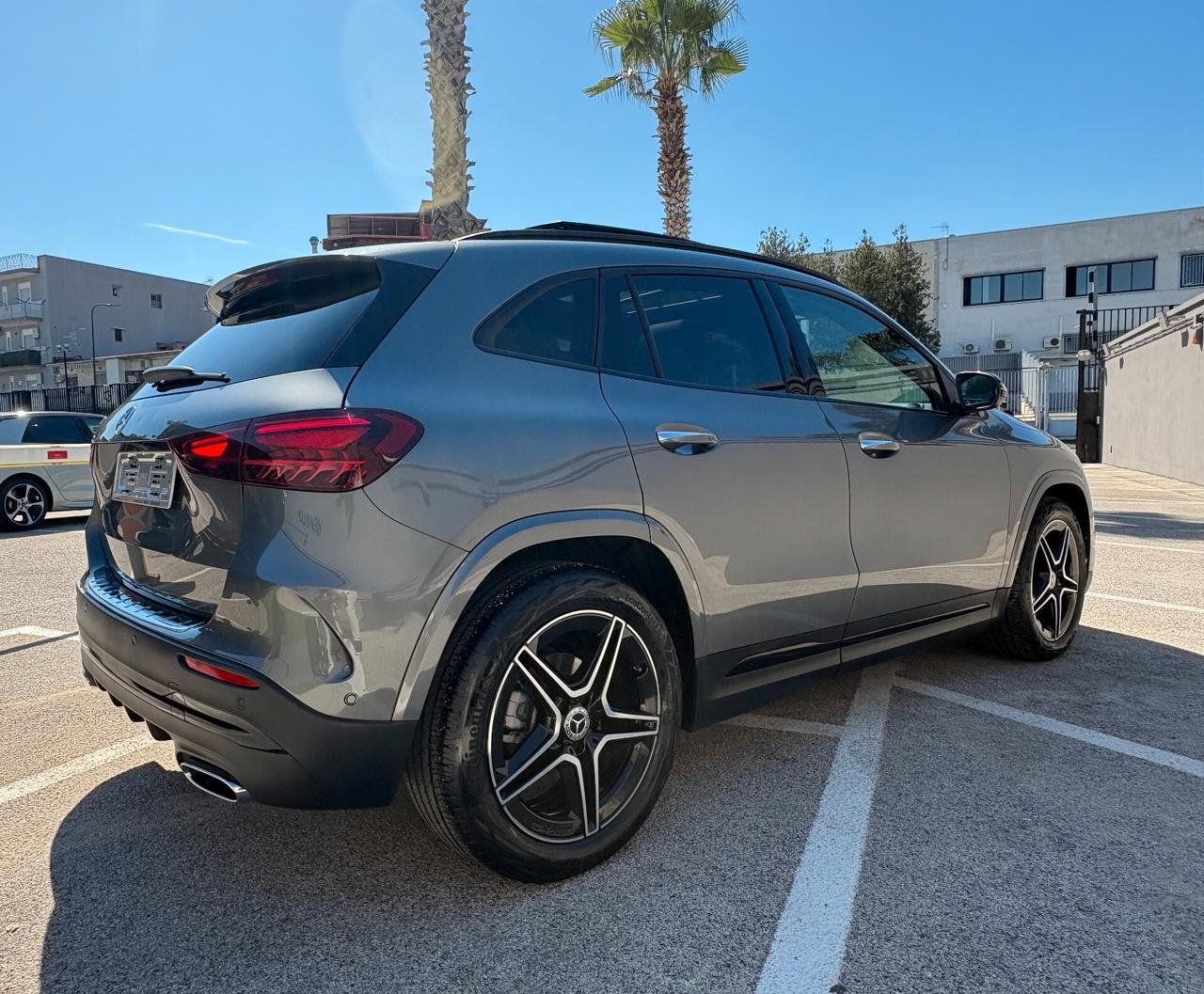 Mercedes-benz GLA 200 d AUTOMATIC AMG LINE PREMIUM PLUS TETTO APRIBILE