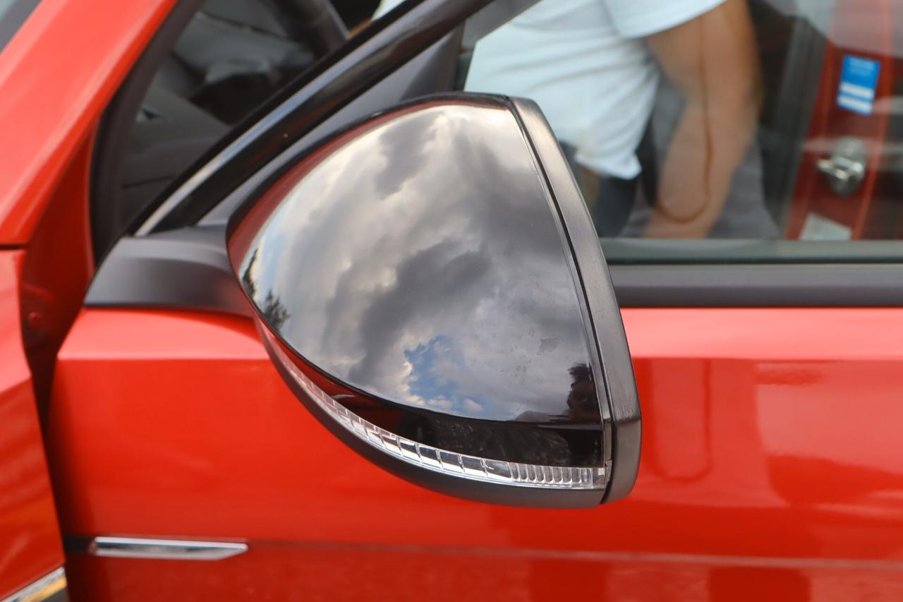 Volkswagen T-Roc Tua A SOLI 238€