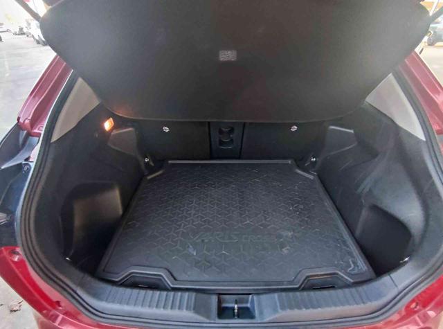 TOYOTA Yaris Cross 1.5 Hybrid 5p. E-CVT AWD-i Lounge