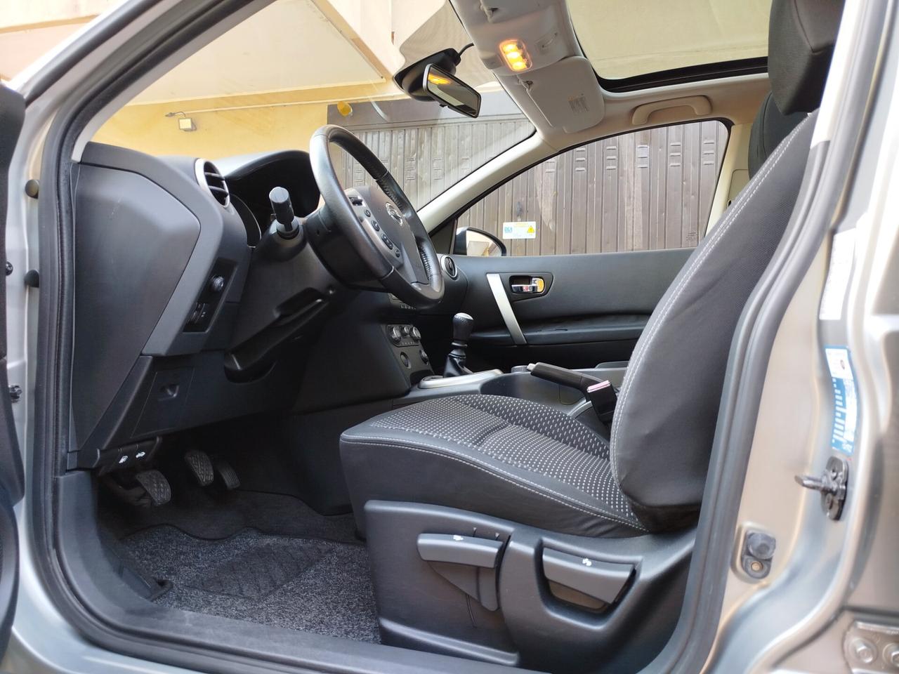 Nissan Qashqai 2.0 BENZINA 140cv 4x4 / 69.000km