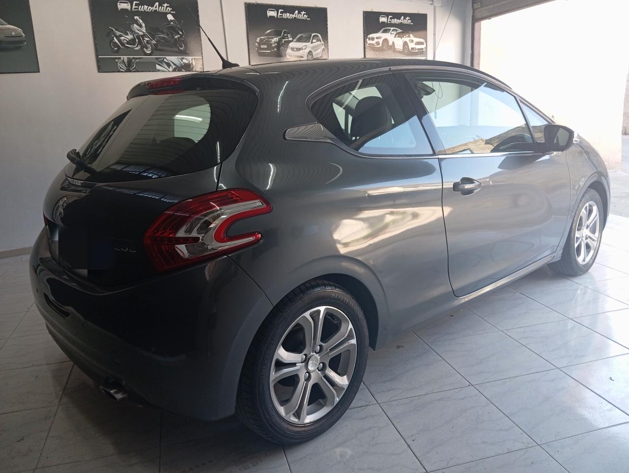 Peugeot 208 1.2 Benz/ GPL 2013 CON GARANZIA