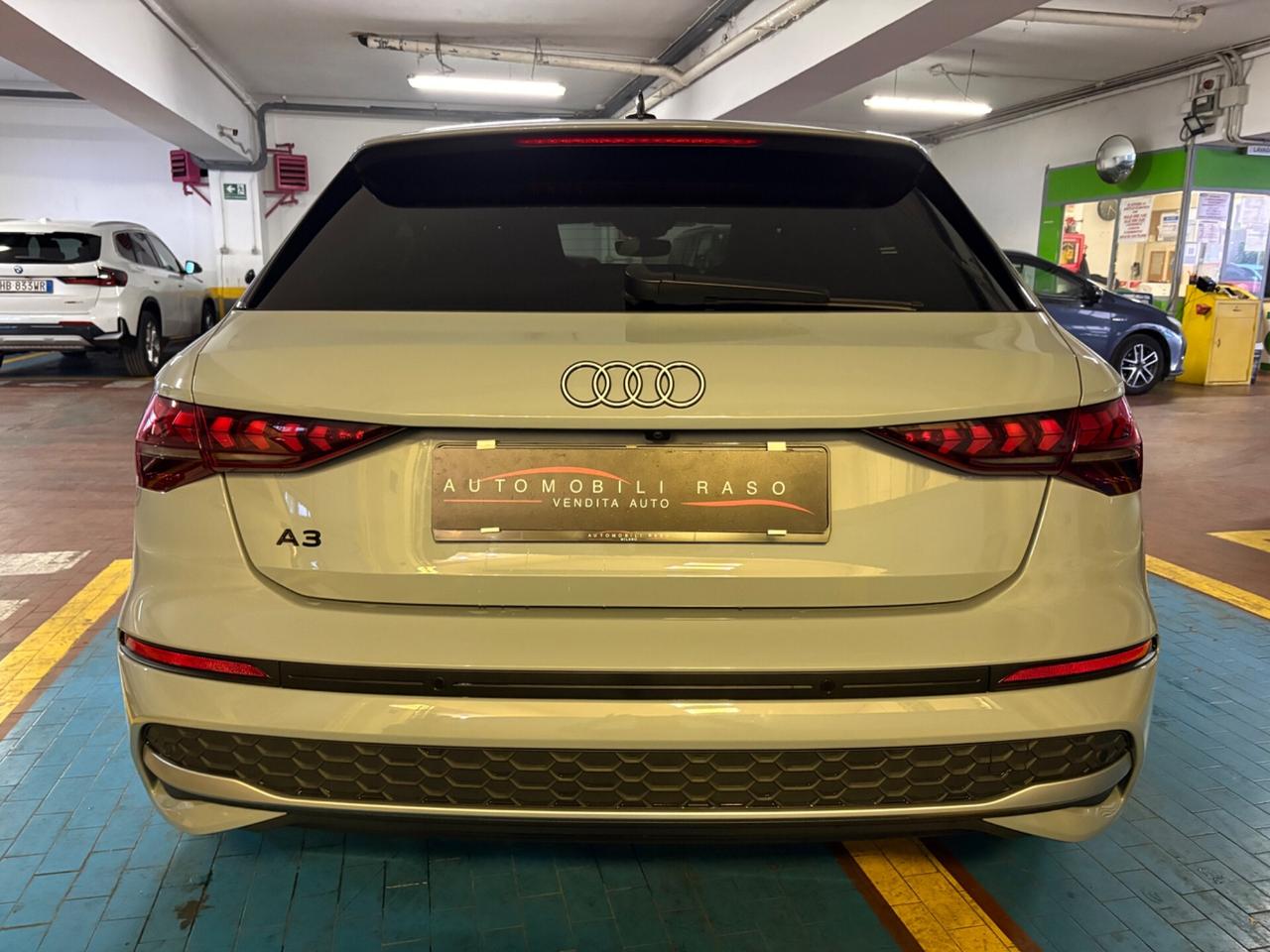 Audi A3 Sedan 35 TFSI S tronic line edition