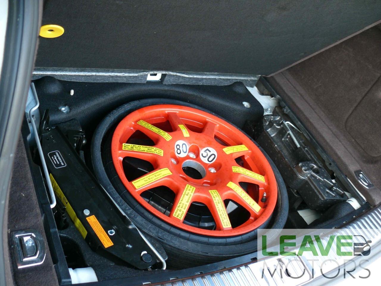 Porsche Cayenne 3.0 Diesel (M1401)