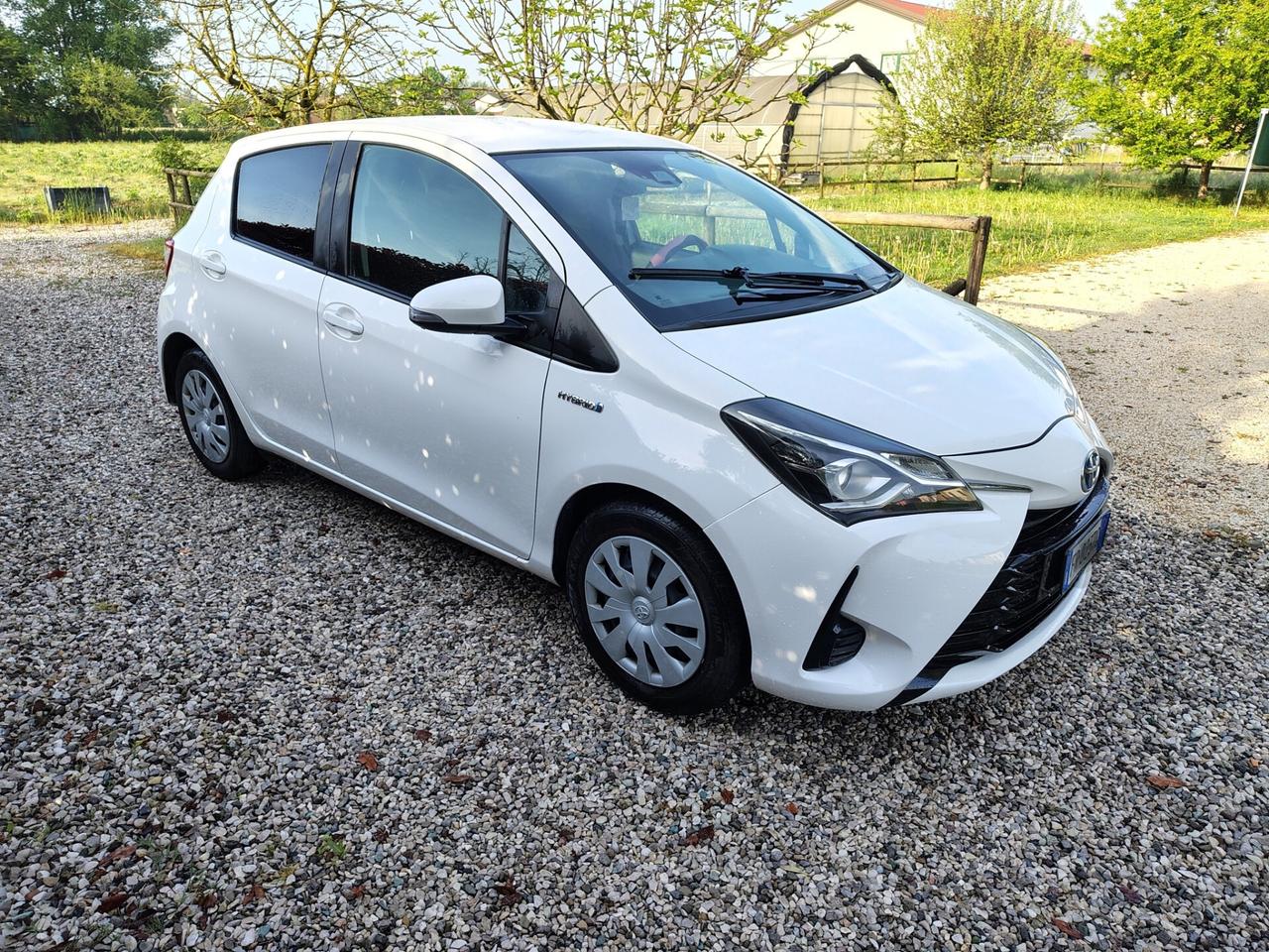 Toyota Yaris 1.5 Hybrid 5 porte Style*Autocarro N1*4 Posti*Iva Esposta