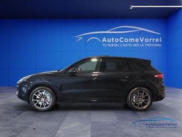 Porsche Cayenne 4.0 V8 Turbo
