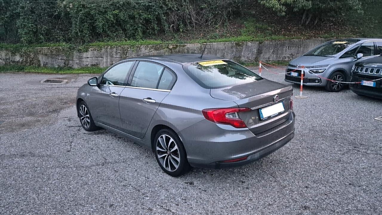 Fiat TIPO 4p 1.6 MJ 120CV Lounge-12/2015- FullOpt