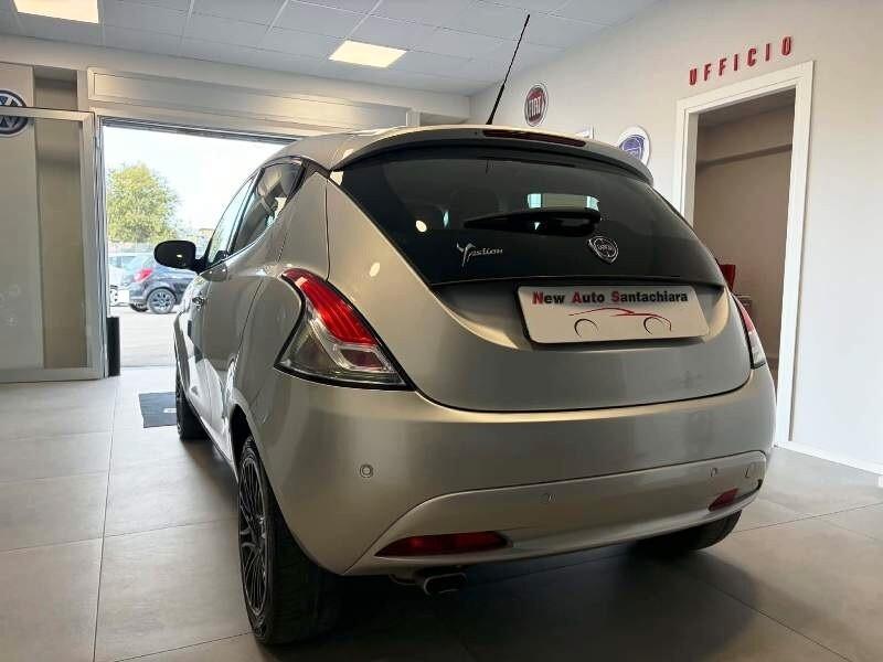 Lancia Ypsilon 1.2 69 CV Gold