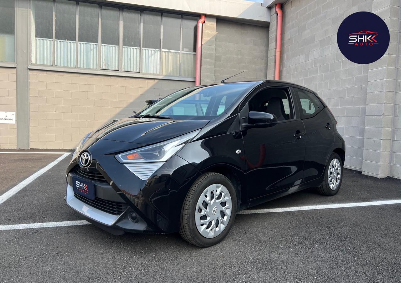 Toyota Aygo Connect 1.0 VVT-i 72 CV 5 porte x-clusiv MMT