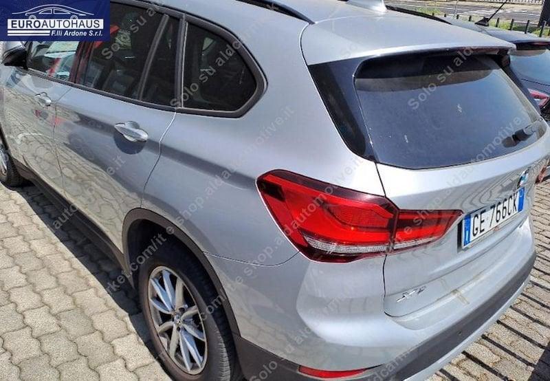 BMW X1 sDrive 18d Business Advantage *PELLE, LED*