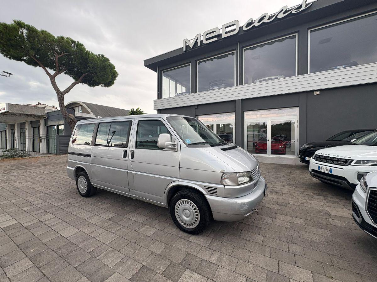 VOLKSWAGEN - T4 Caravelle 2.5 TDI 9 POSTI
