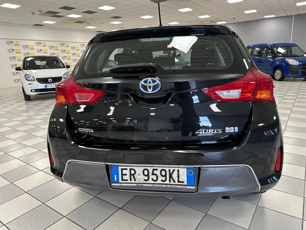Toyota Auris 1.8 Hybrid Lounge