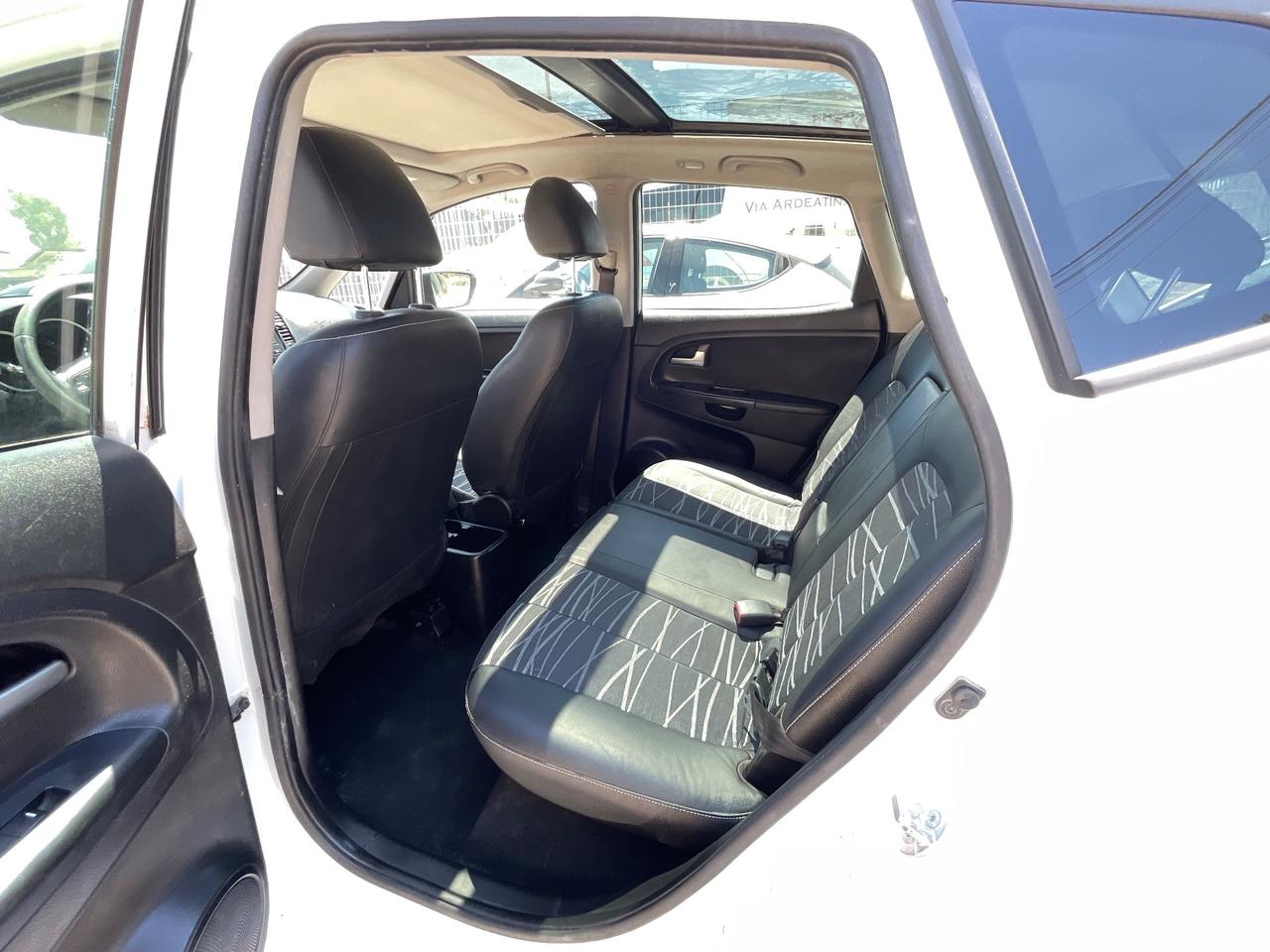 Kia Venga 1.4 Benzina e Metano - Tetto Apribile