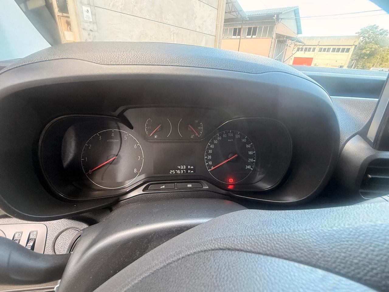 Opel Combo Cargo 1.5 Diesel 100CV PC 650kg Edition