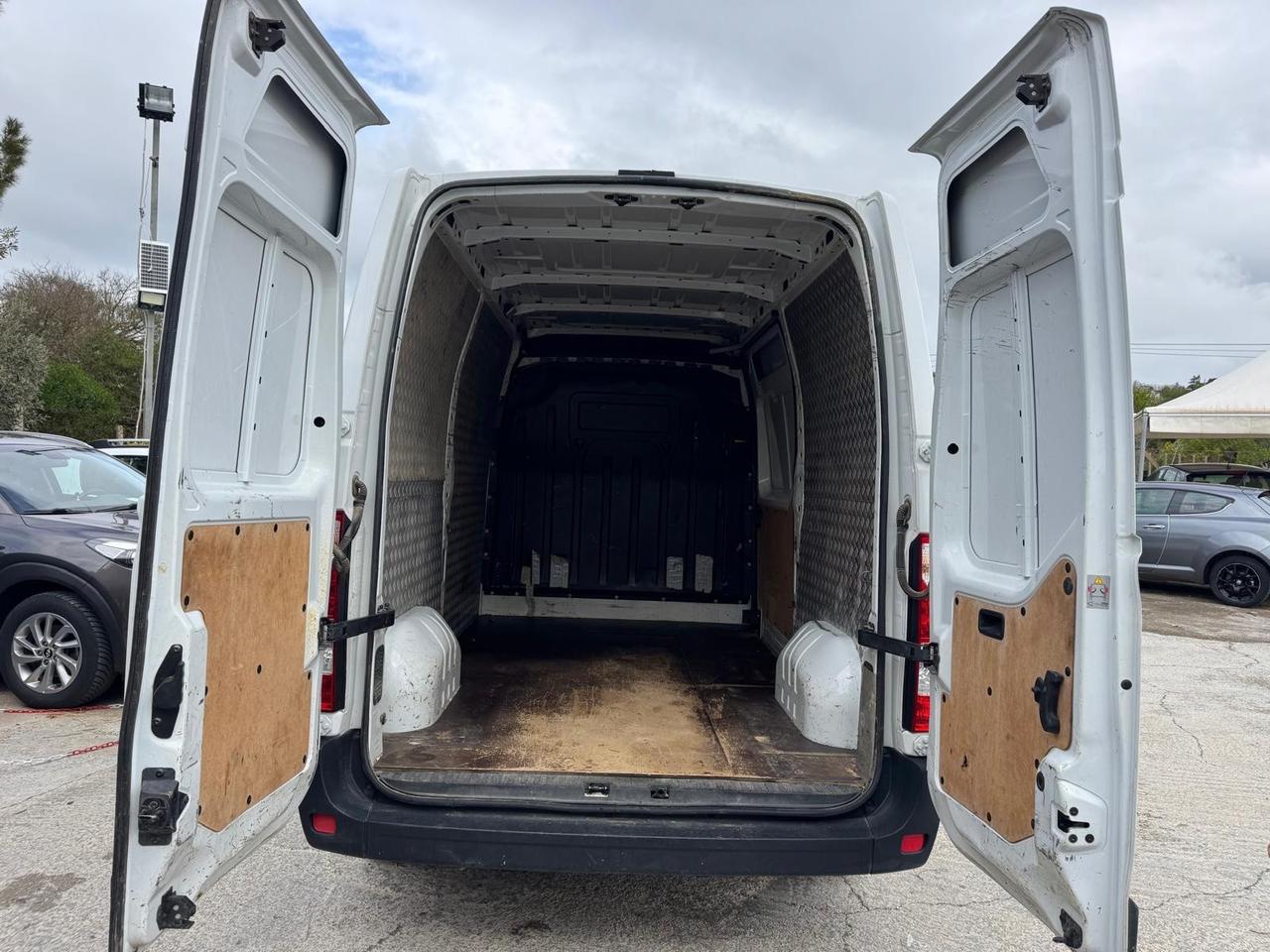 Renault Master 2.3 dci diesel 107kw 145cv furgone