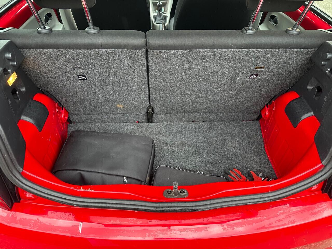 Seat Mii 1.0 68 CV 5 porte by Mango Nero Assoluto Ecofuel