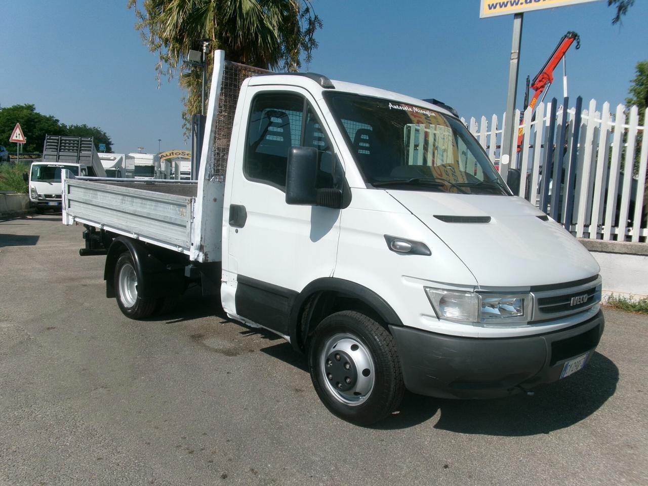 Iveco Daily 35C14 3000 140CV RIBALTABILE TRILATERALE TR5