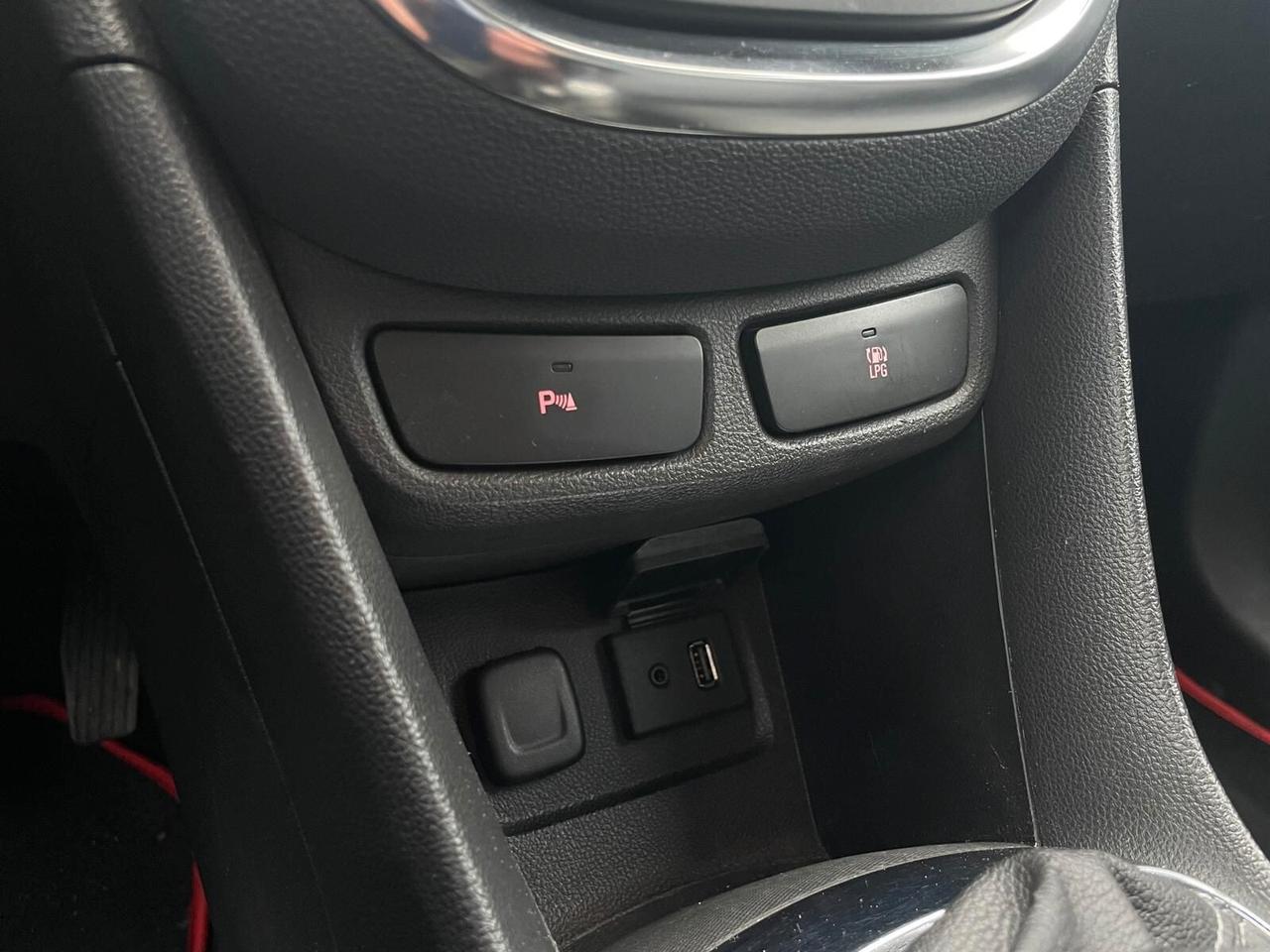 Opel Mokka 1.4 Turbo GPL Tech 140CV 4x2 Cosmo