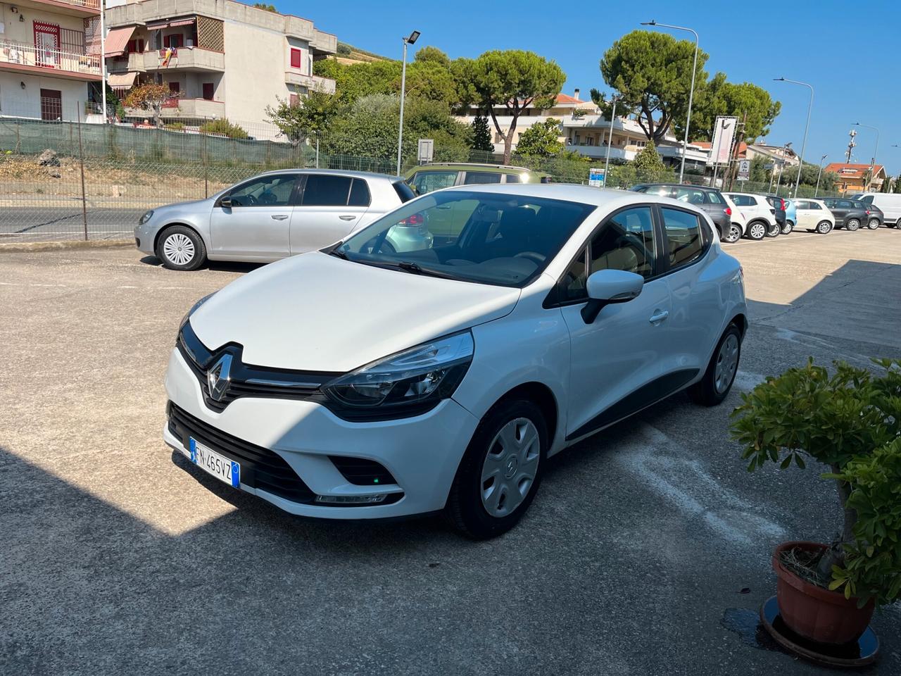 Renault Clio 1.2 75CV 5 porte Life
