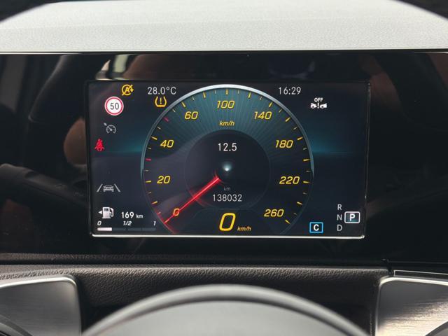 MERCEDES-BENZ GLB 180 d Automatic Business