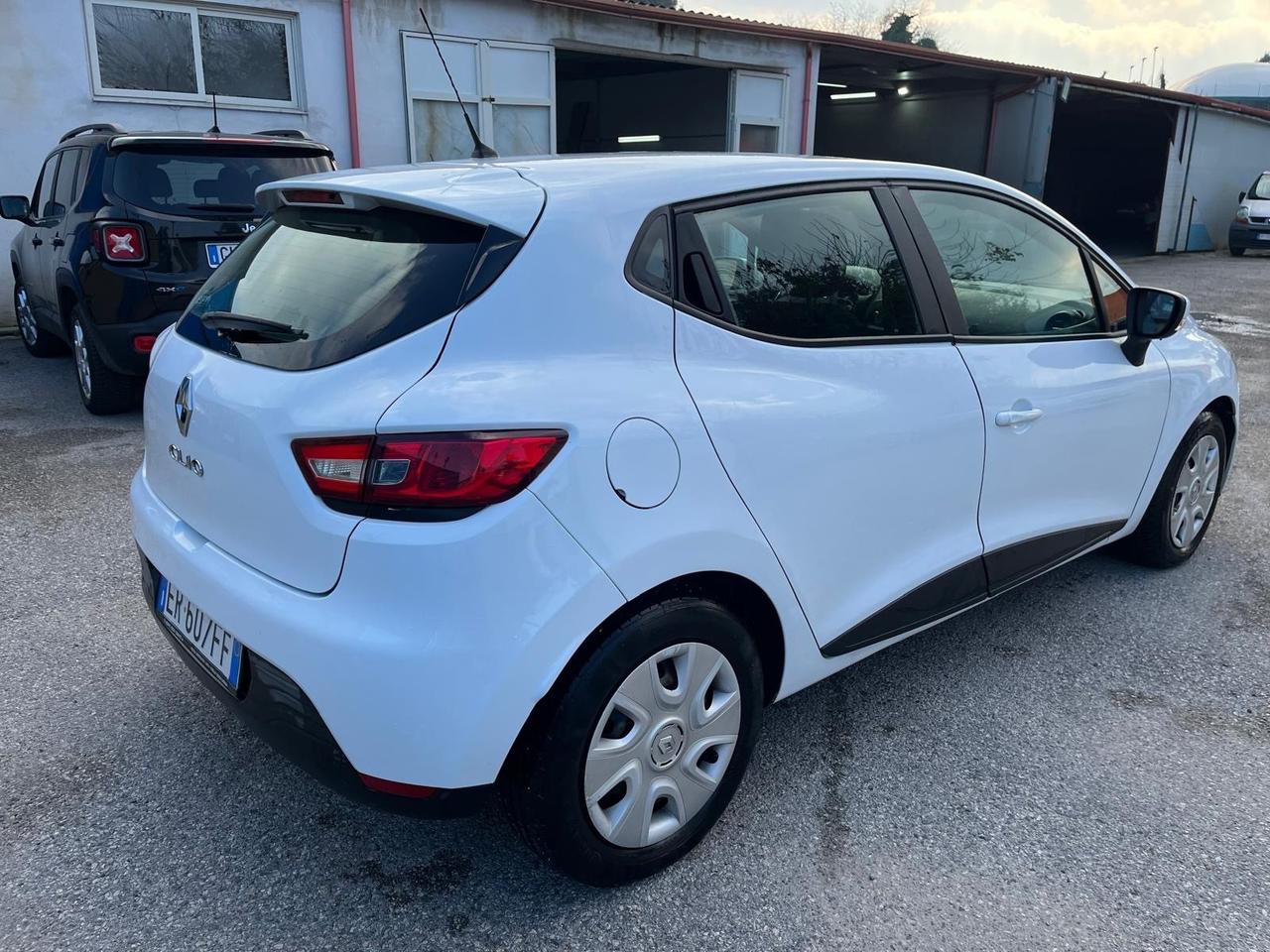 Renault Clio 5P-1.2 gpl -full -2013