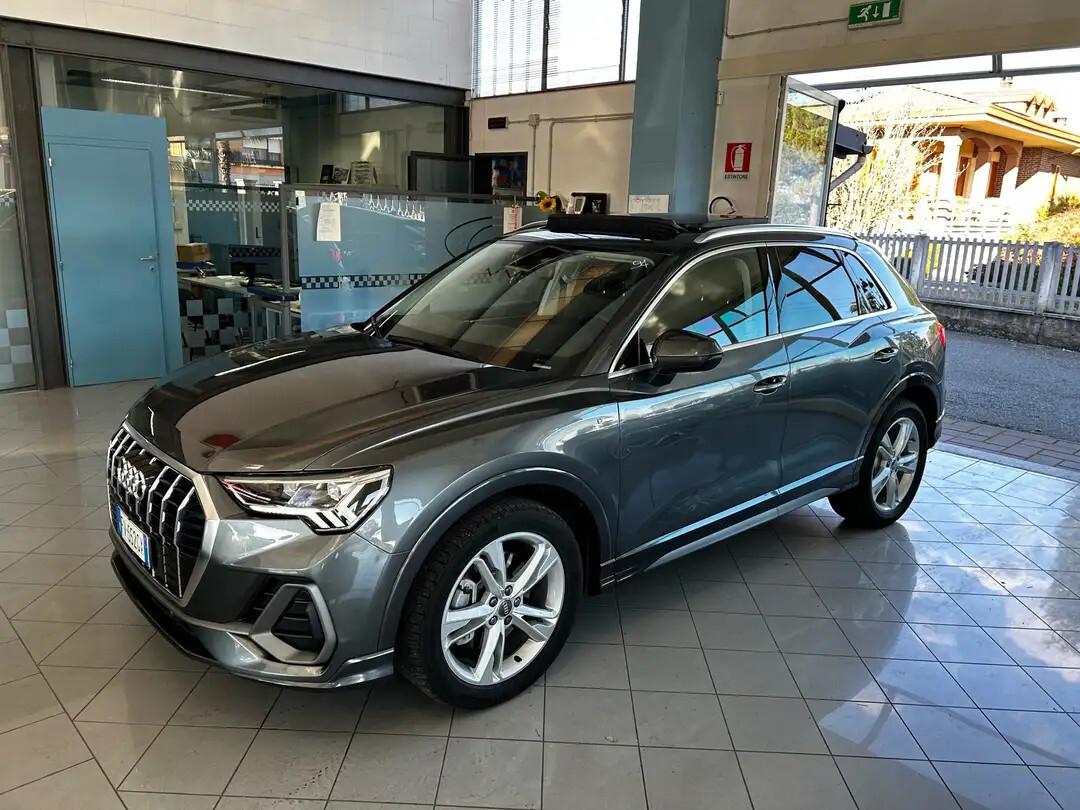 Audi Q3 40 TFSI quattro S tronic S line edition