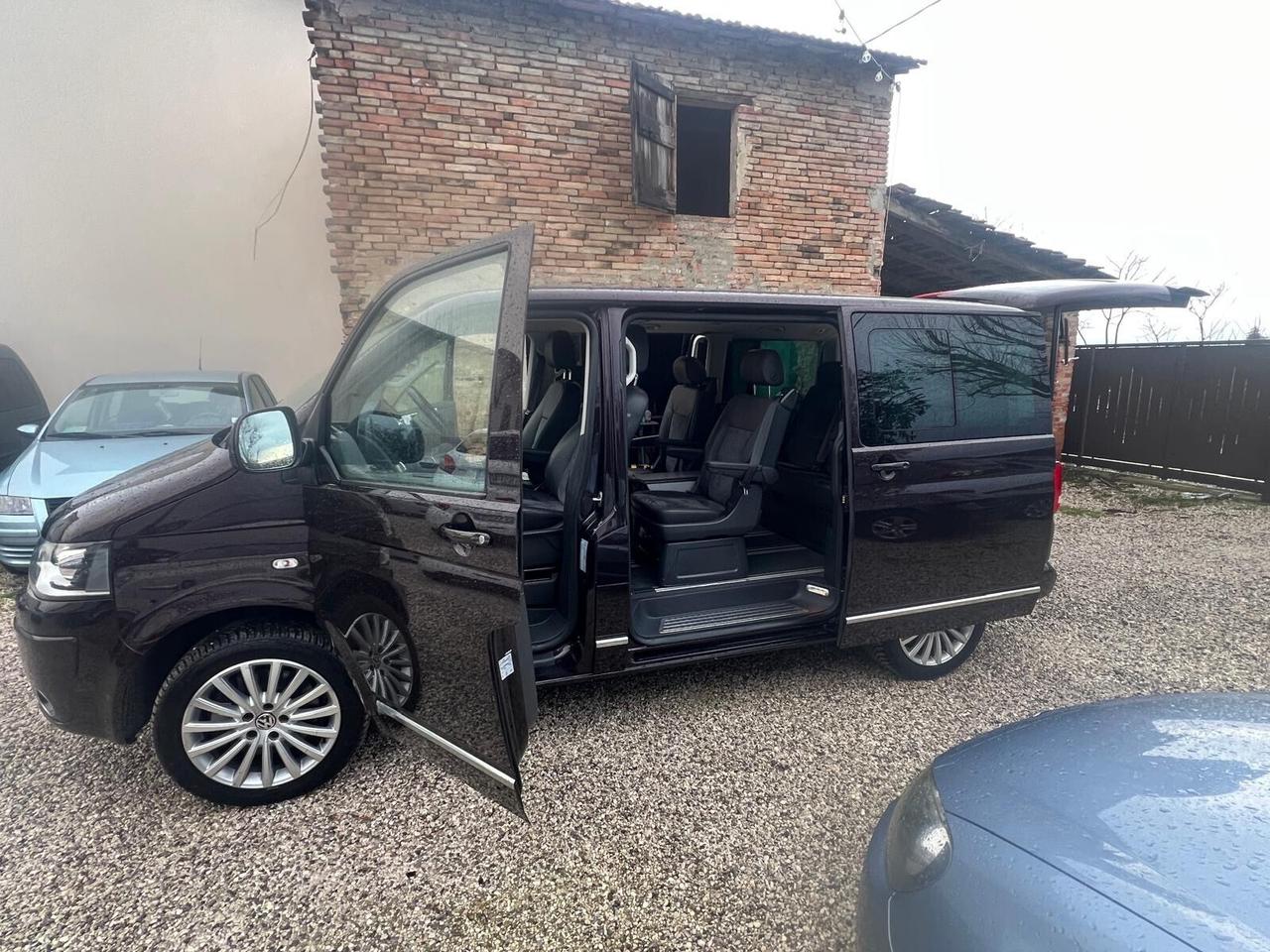 Volkswagen Multivan 2.0 TDI 150CV DSG 4Motion Comfortline 7-posti 4X4