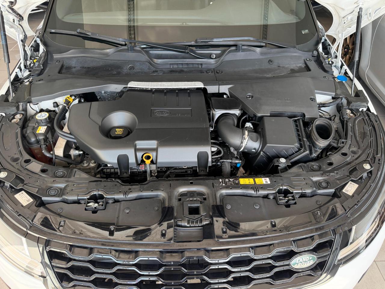Land Rover Range Evoque 2.0D I4 180 CV AWD Auto R-Dynamic