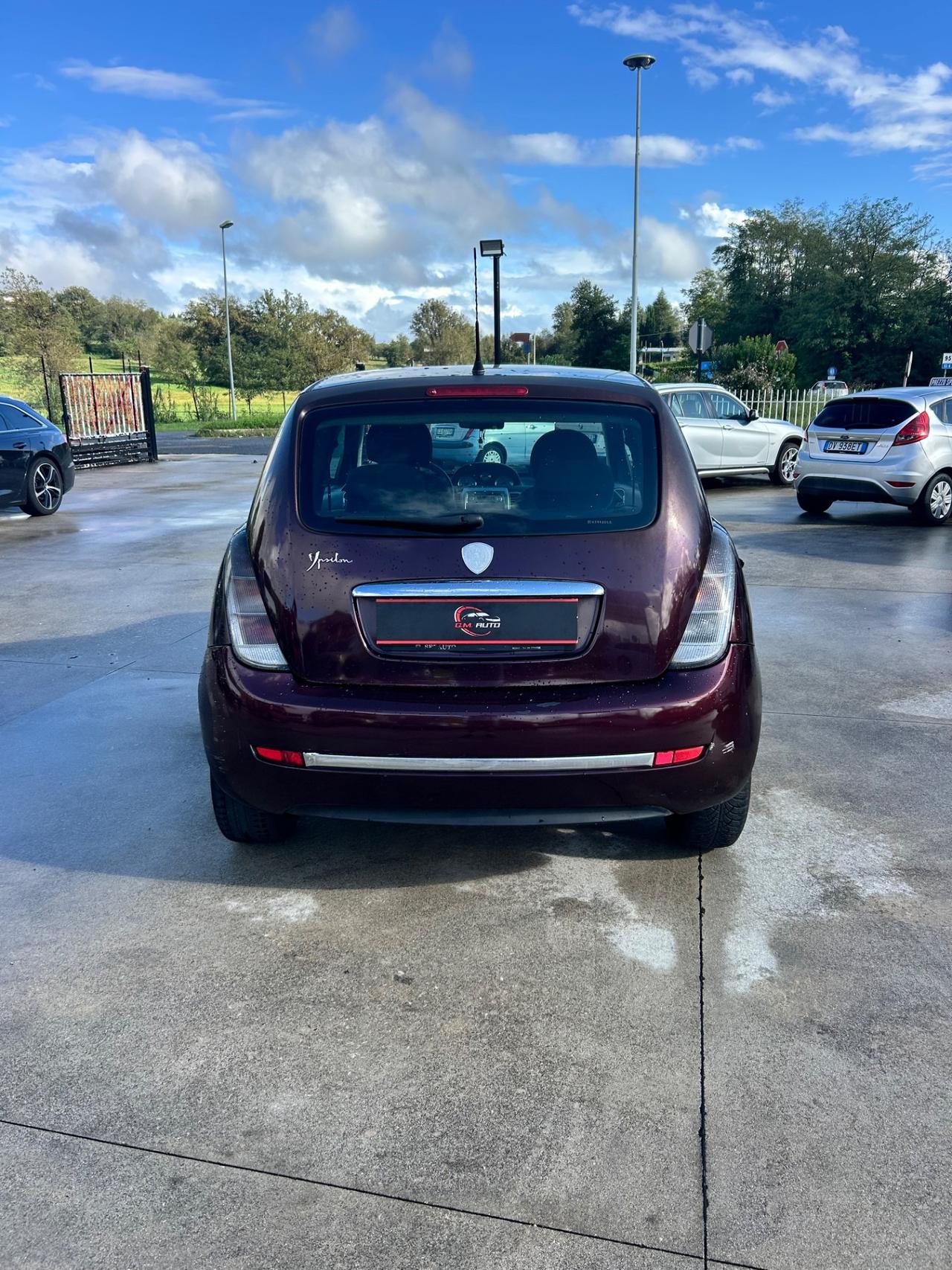 Lancia Ypsilon 1.2 Argento