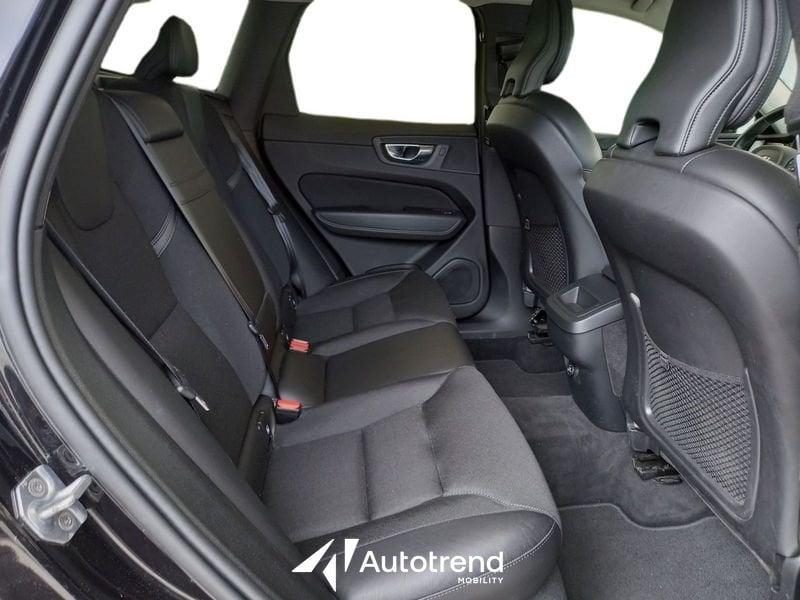 Volvo XC60 B4 197+14 CV AWD Automatica Mild Hybrid Momentum Pro