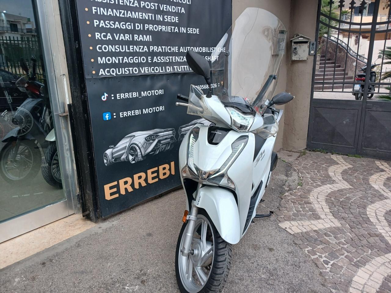 Honda SH 150 GARANTITO 12 MESI