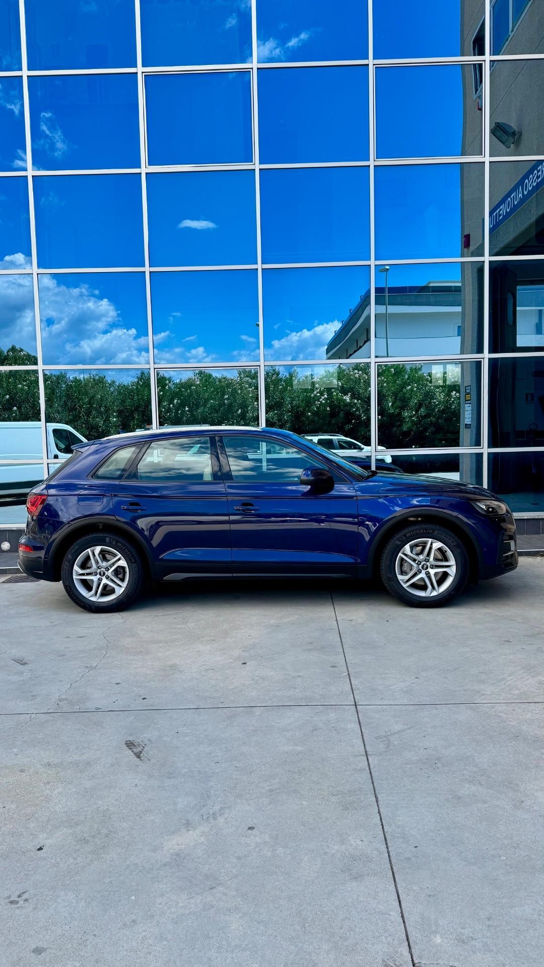 Audi Q5 35 TDI S tronic Business