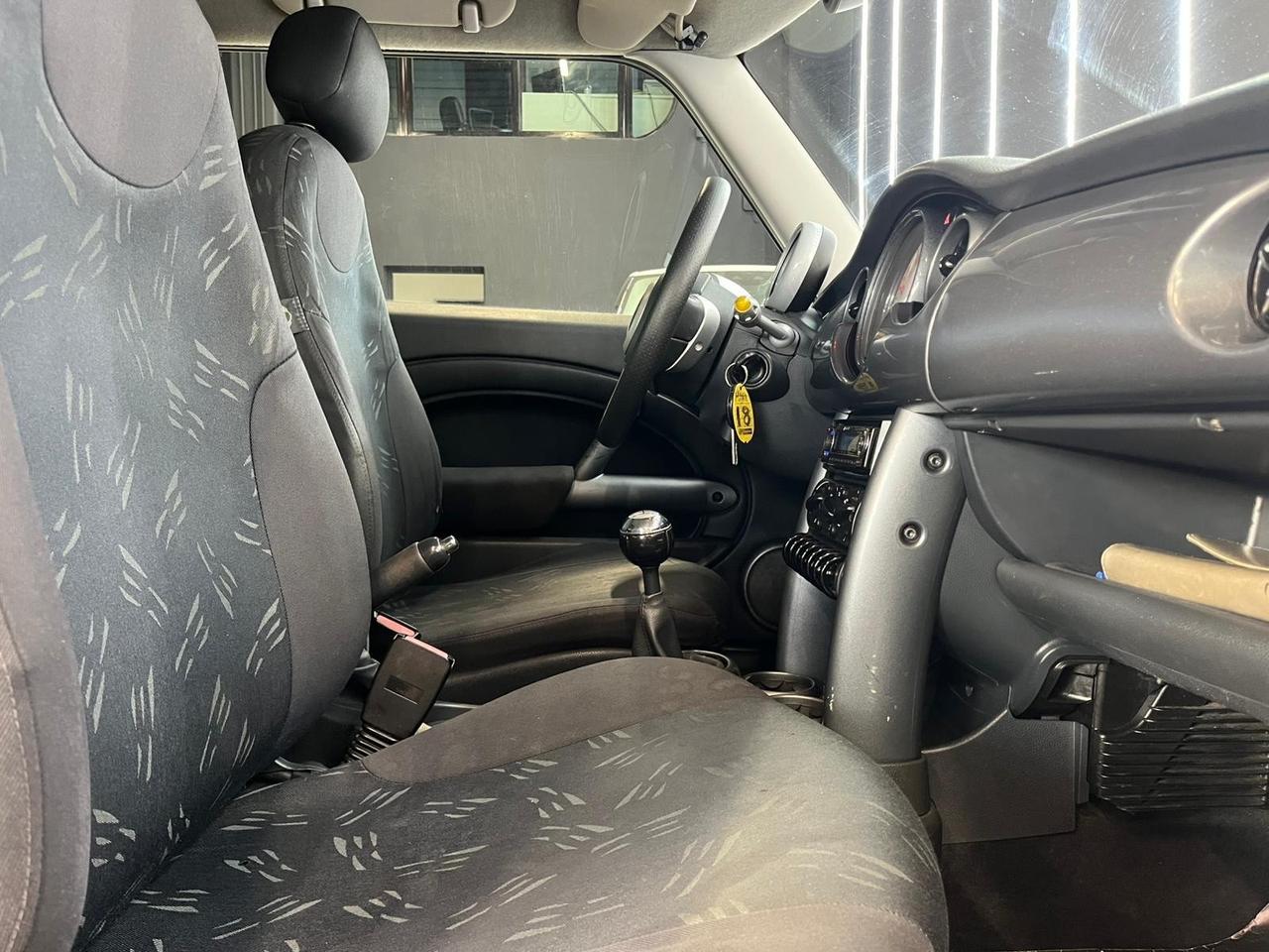 Mini 1.4 tdi One D de luxe OK NEOPATENTATI