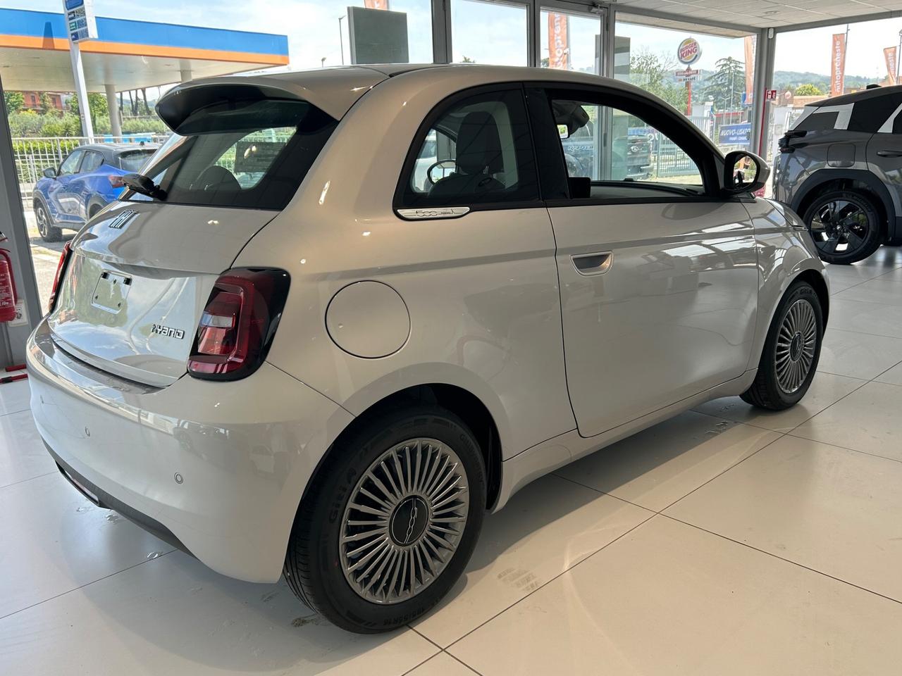 Fiat 500 Berlina Hybrid Torino