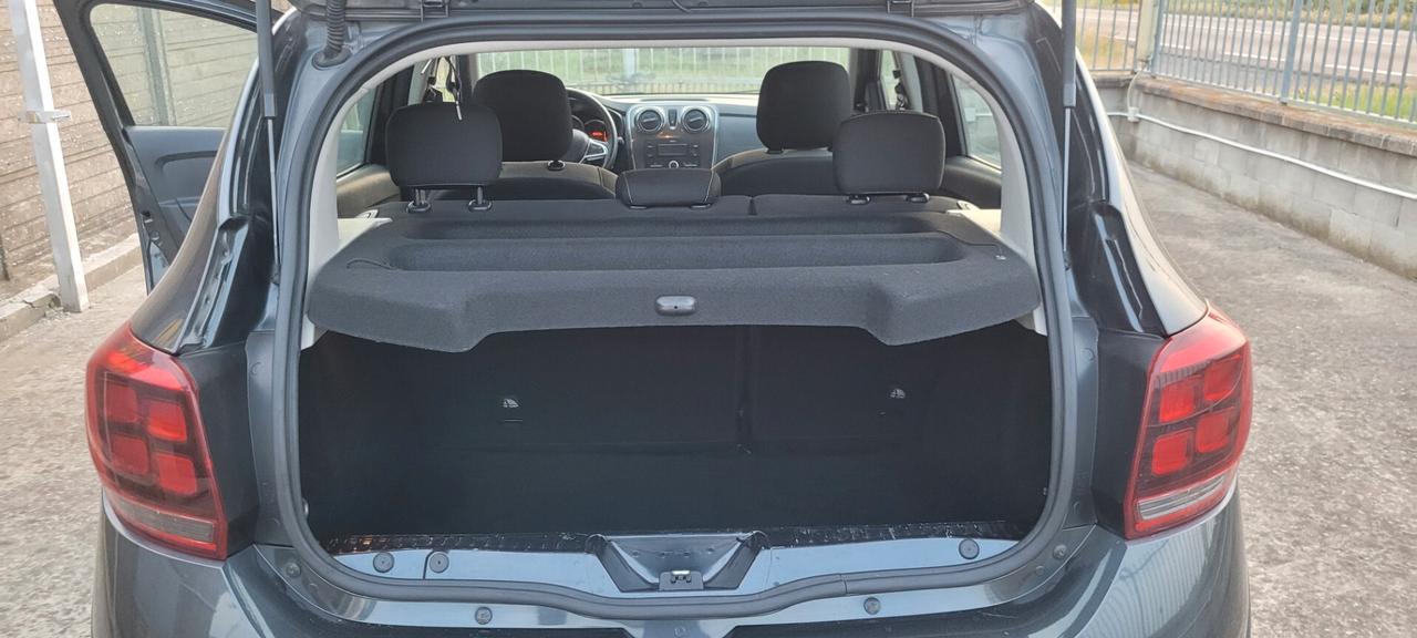 Dacia Sandero 1.0 SCe NEOPATENTATA OK, UNICO PROPRIETARIO.