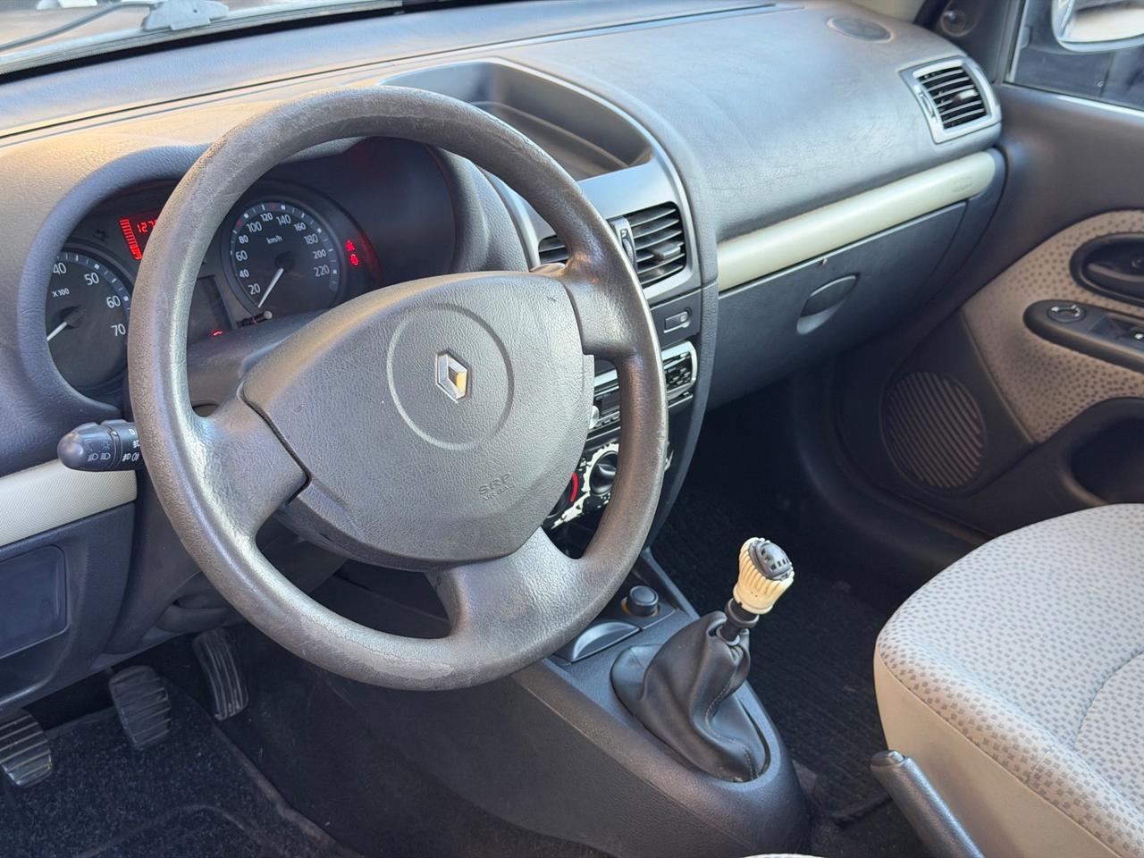 Renault Clio 1.2 cat 3 porte Confort Authentique